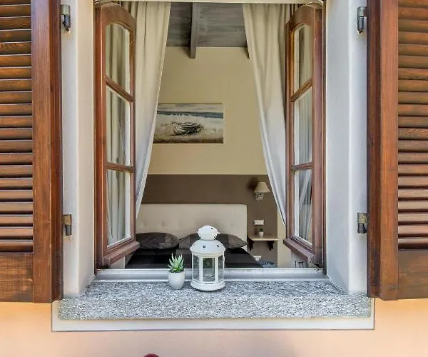 Alojamento de Acomodação e Pequeno-almoço Magnolia 3*