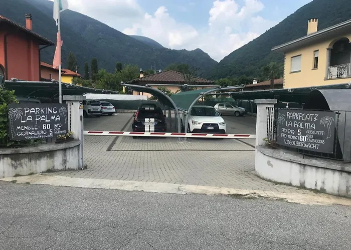 Alojamento de Acomodação e Pequeno-almoço Magnolia Cannobio